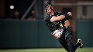Alabama Baseball projected as No. 17 seed after SEC skid continues