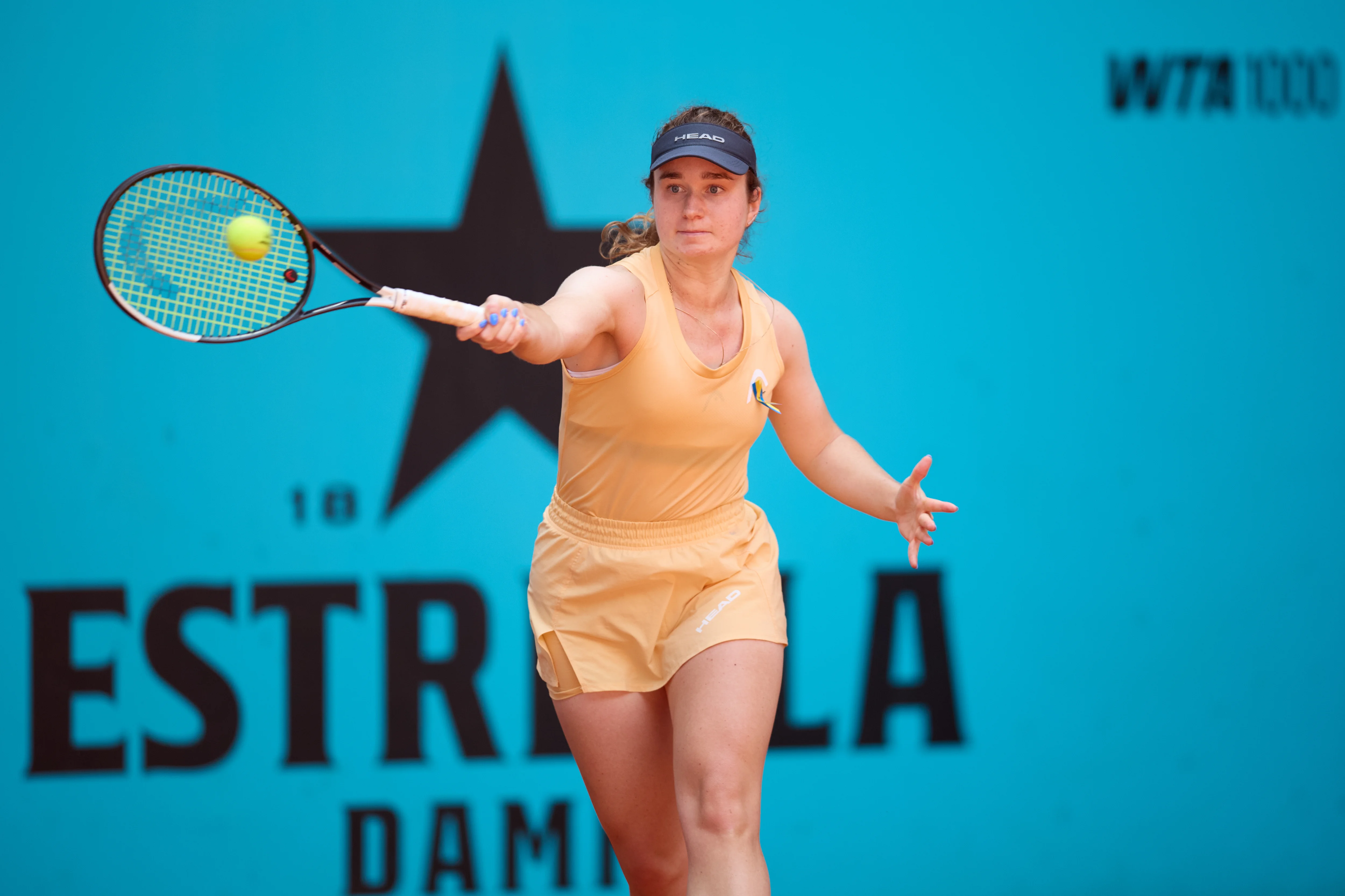 Daria Kasatkina stunned by Daria Snigur in Madrid marathon