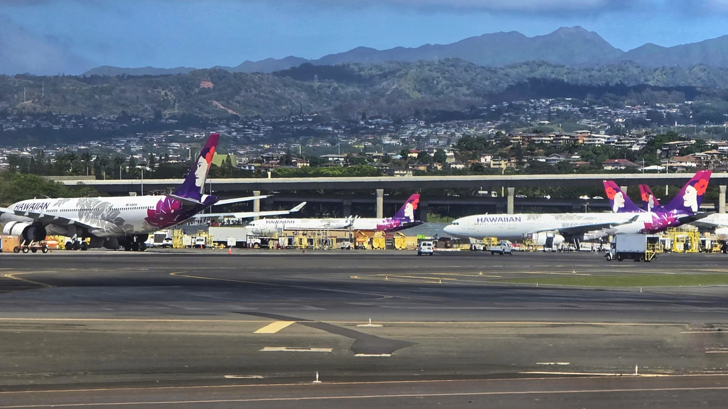 Hawaiian Islands travelers face new airline uncertainty as Alaska absorbs Hawaiian