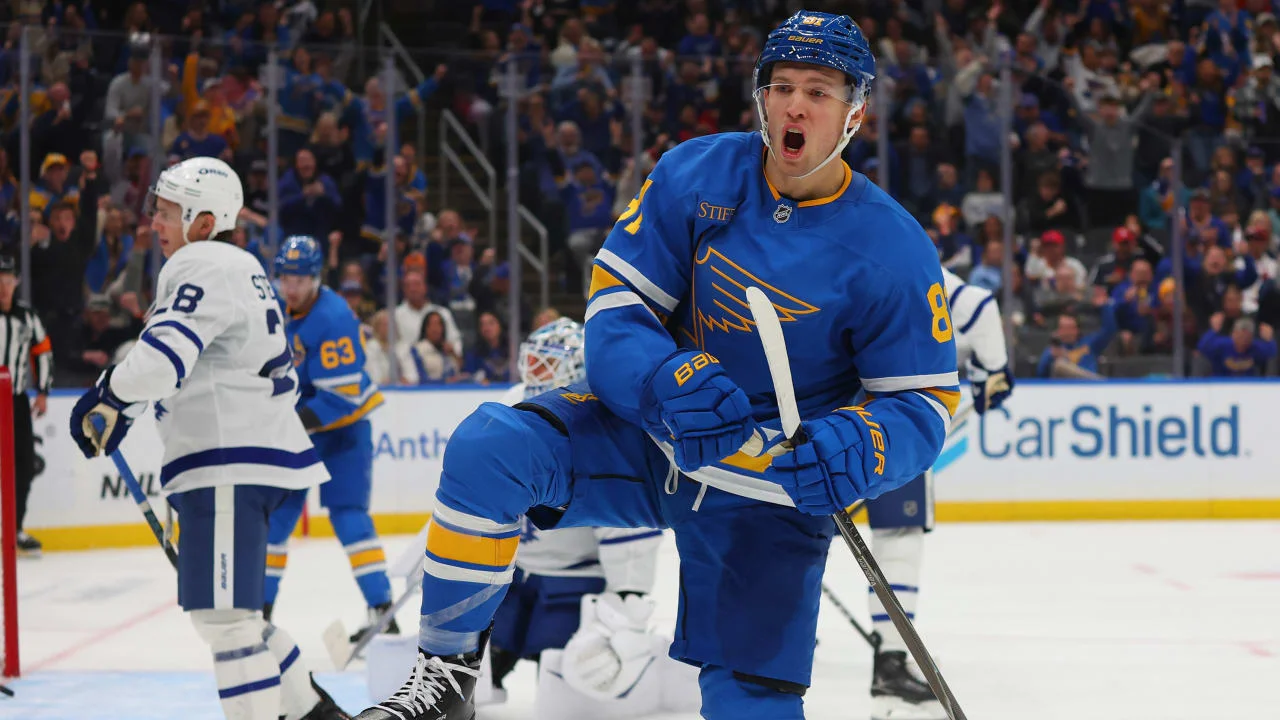 Dylan Holloway’s future with Blues comes into focus as July 1 nears