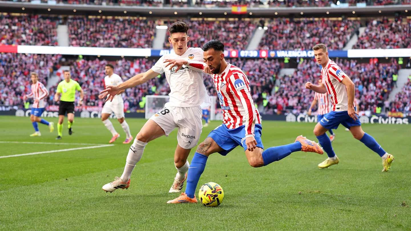 Valencia C. F. - Atlético Madrid: Corberán and Simeone reshuffle at Mestalla