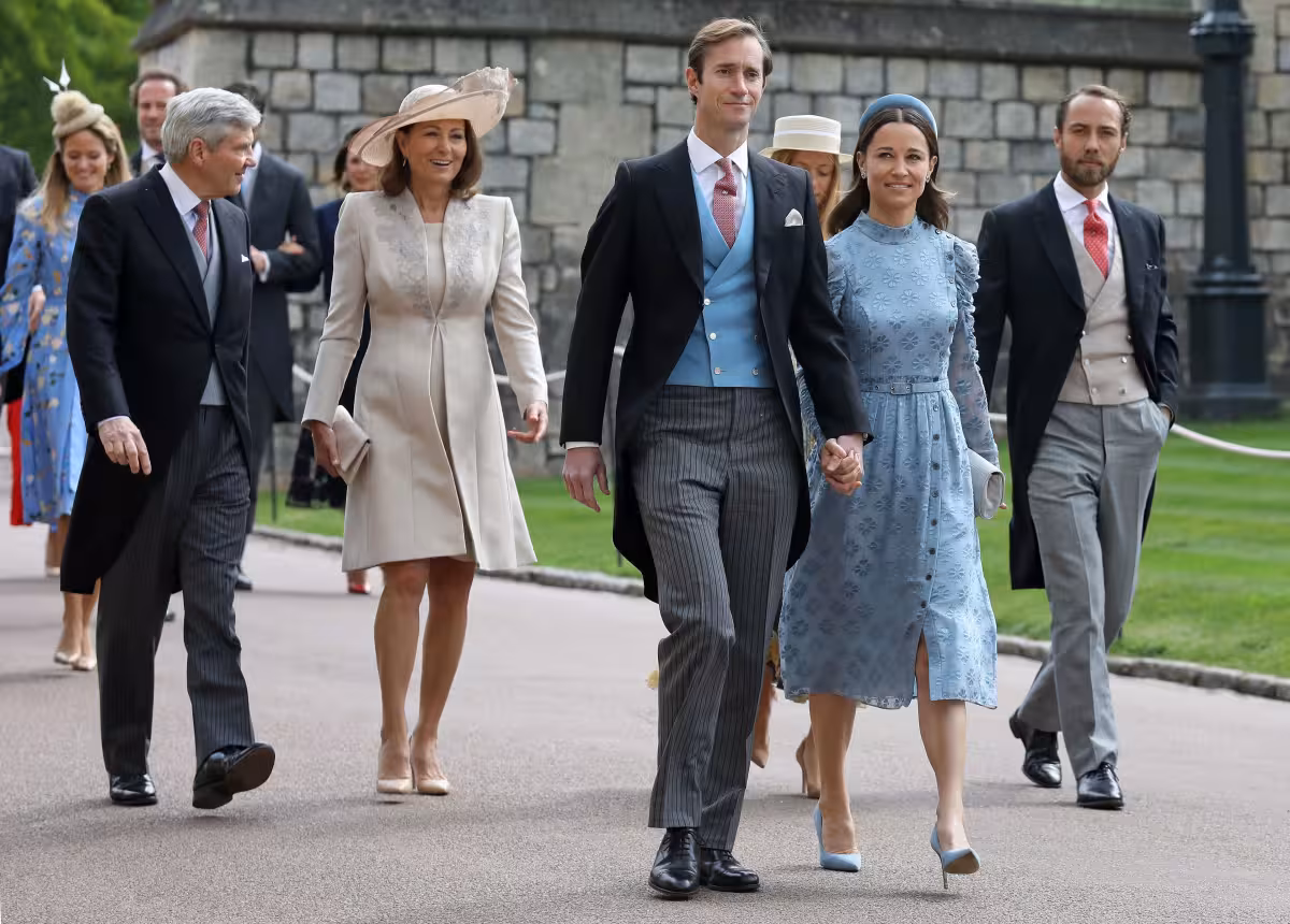 William, Prince Of Wales marks 15 years of marriage with family holiday photo