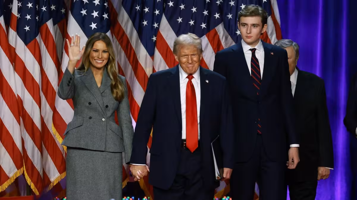 Lara Trump shuts down Barron Trump time traveler theory on podcast