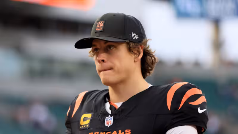 Joe Burrow and Girlfriend Olivia Ponton Dress Up for Kentucky Derby Date Night