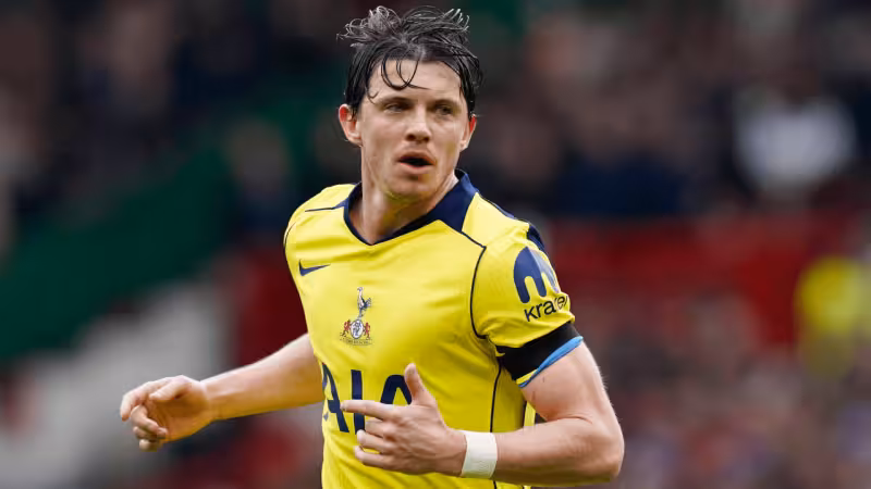 Preview: Spurs visit Champions League chasing Villa on Sunday night
