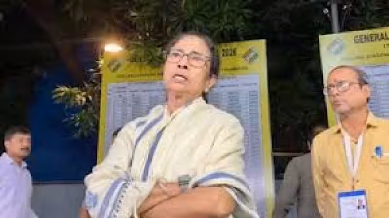 "Power Cuts, CCTVs Turned Off": Mamata Banerjee's Big Charge Before Counting