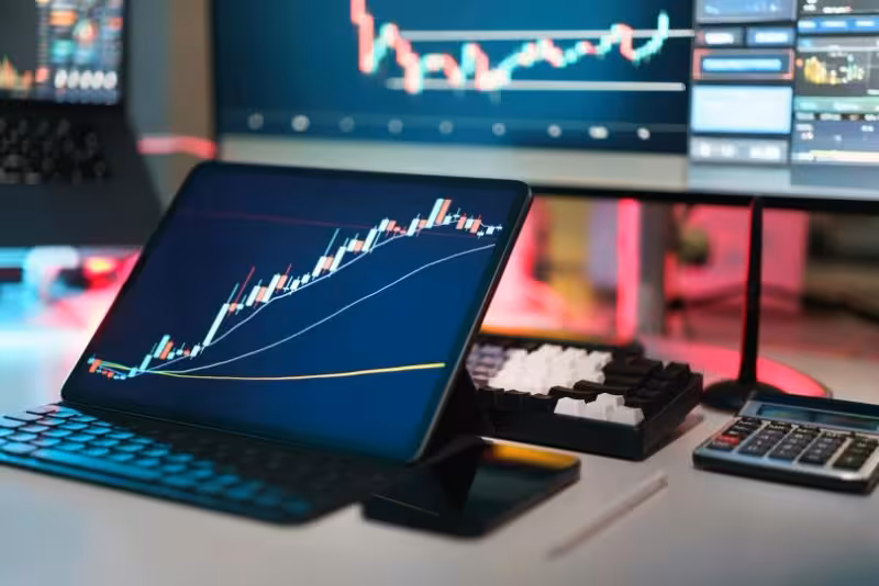 Bitcoin above $78K, ETH, SOL, DOGE higher as Senate clears Clarity Act yield hurdle