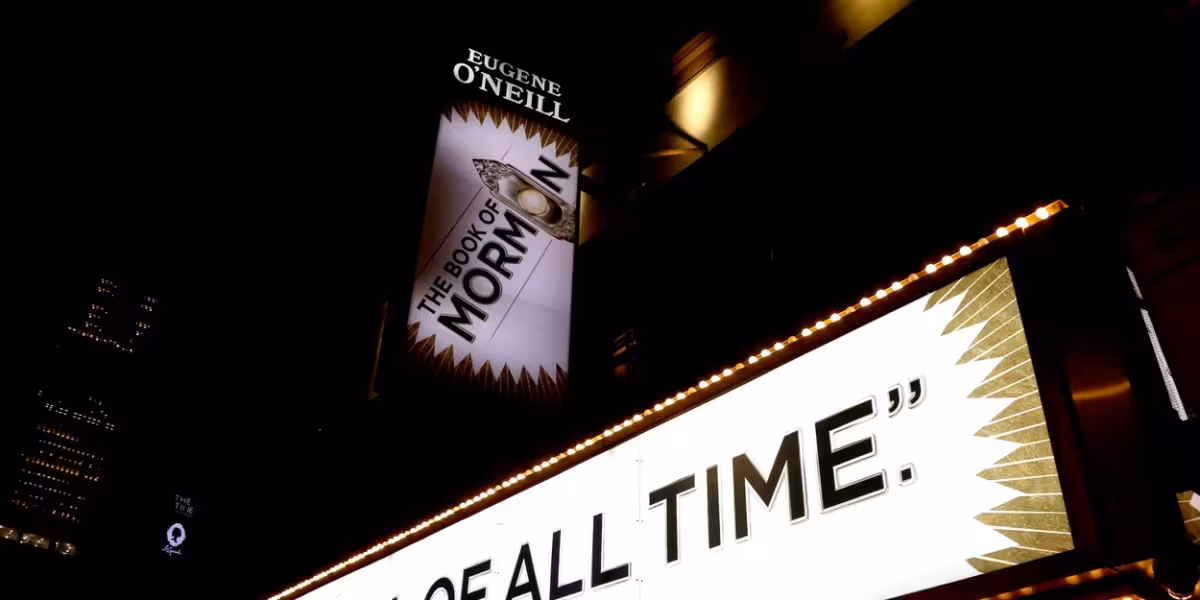 Fire at Eugene O'neill Theatre in Manhattan jumps to three alarms