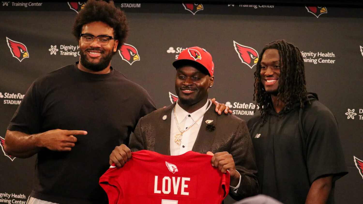 Rookie Of The Year odds tilt toward Jeremiyah Love after Cardinals draft