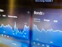 10 Year Treasury Yield Nears 5% as Bond Selloff Deepens