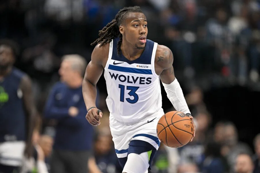 Ayo Dosunmu Injury Update: Right Calf Soreness Puts Game 1 in Doubt