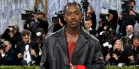 Damson Idris debuts self-designed Rainbow Maxi Necklace at 2026 Met Gala