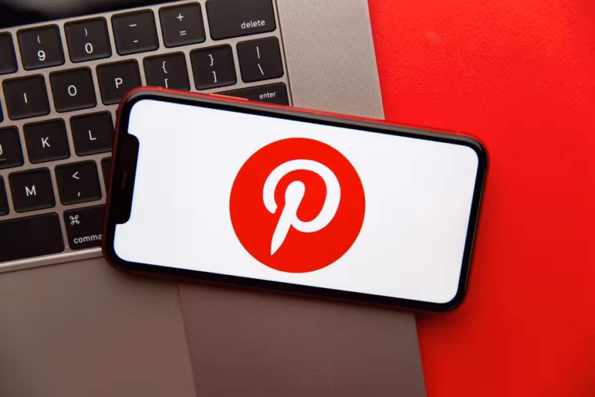Pins Stock in focus as Pinterest heads into Monday earnings