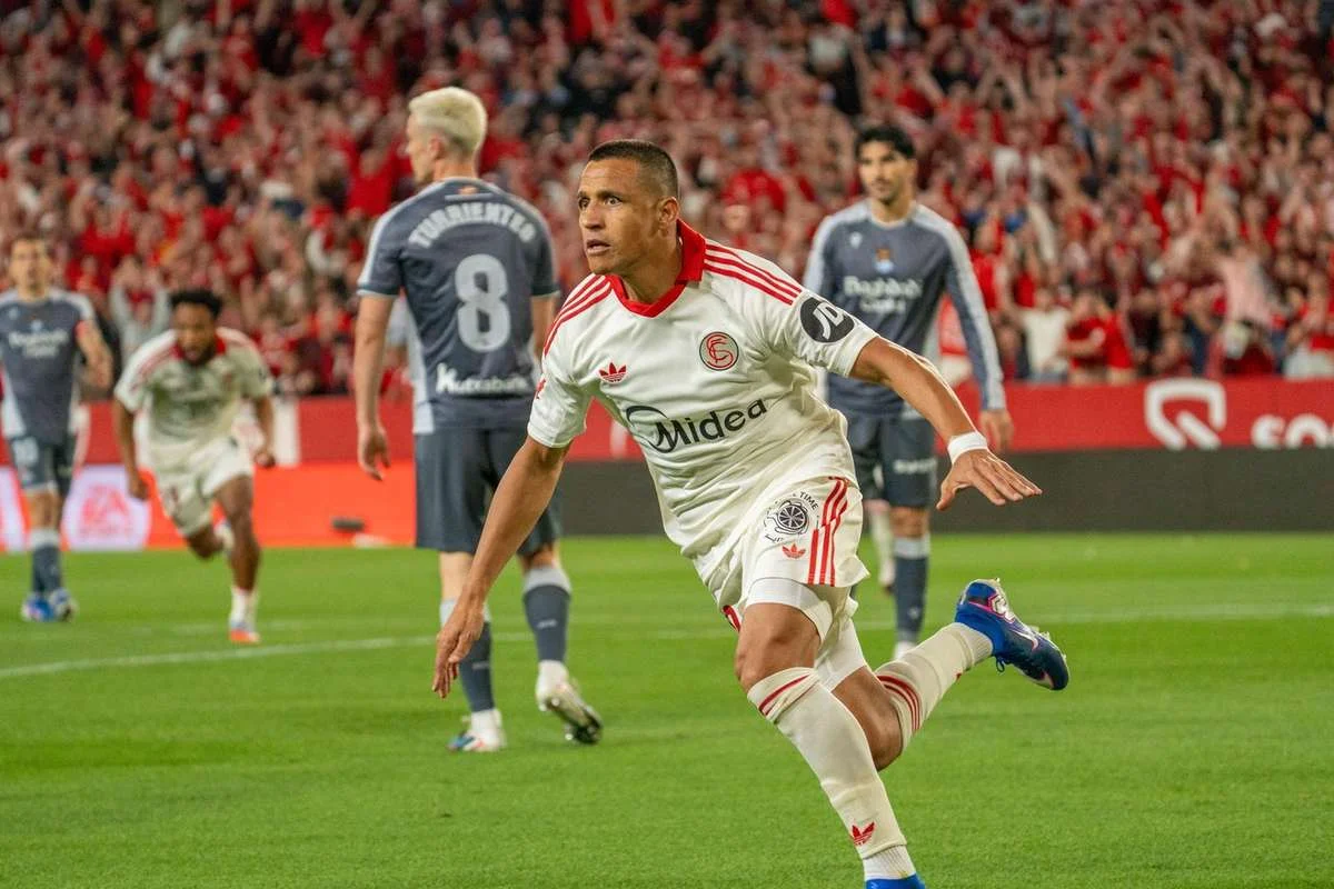 Sevilla Fc Vs Real Sociedad Standings: Sanchez Fires Sevilla Out of Drop Zone