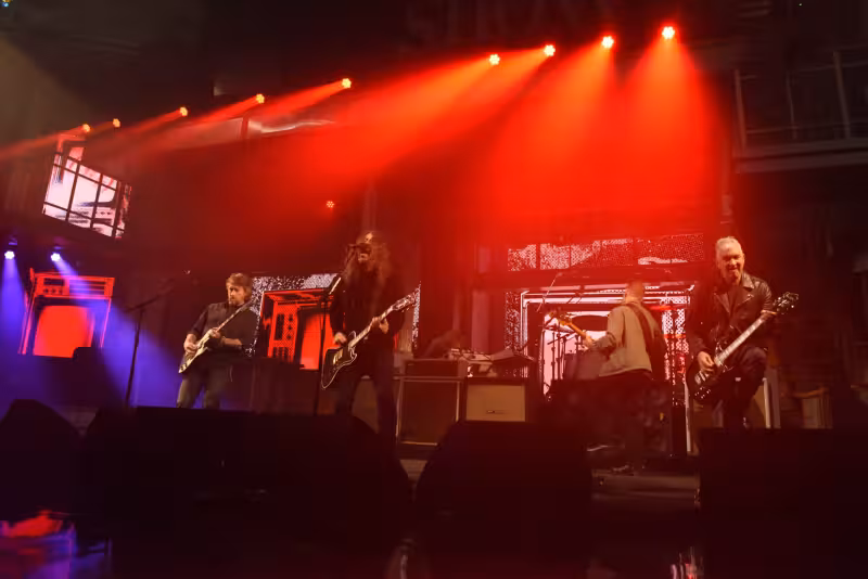 First Look: Dave Grohl Chats, Foo Fighters Perform On Colbert's "Late Show"