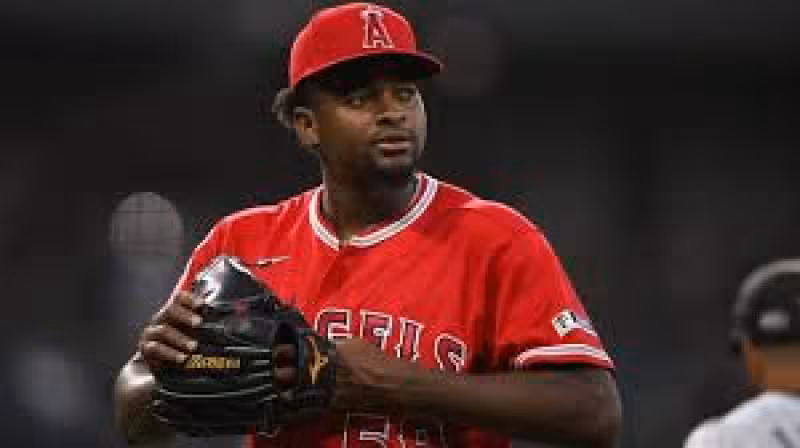 Chicago White Sox at LA Angels odds, picks and predictions