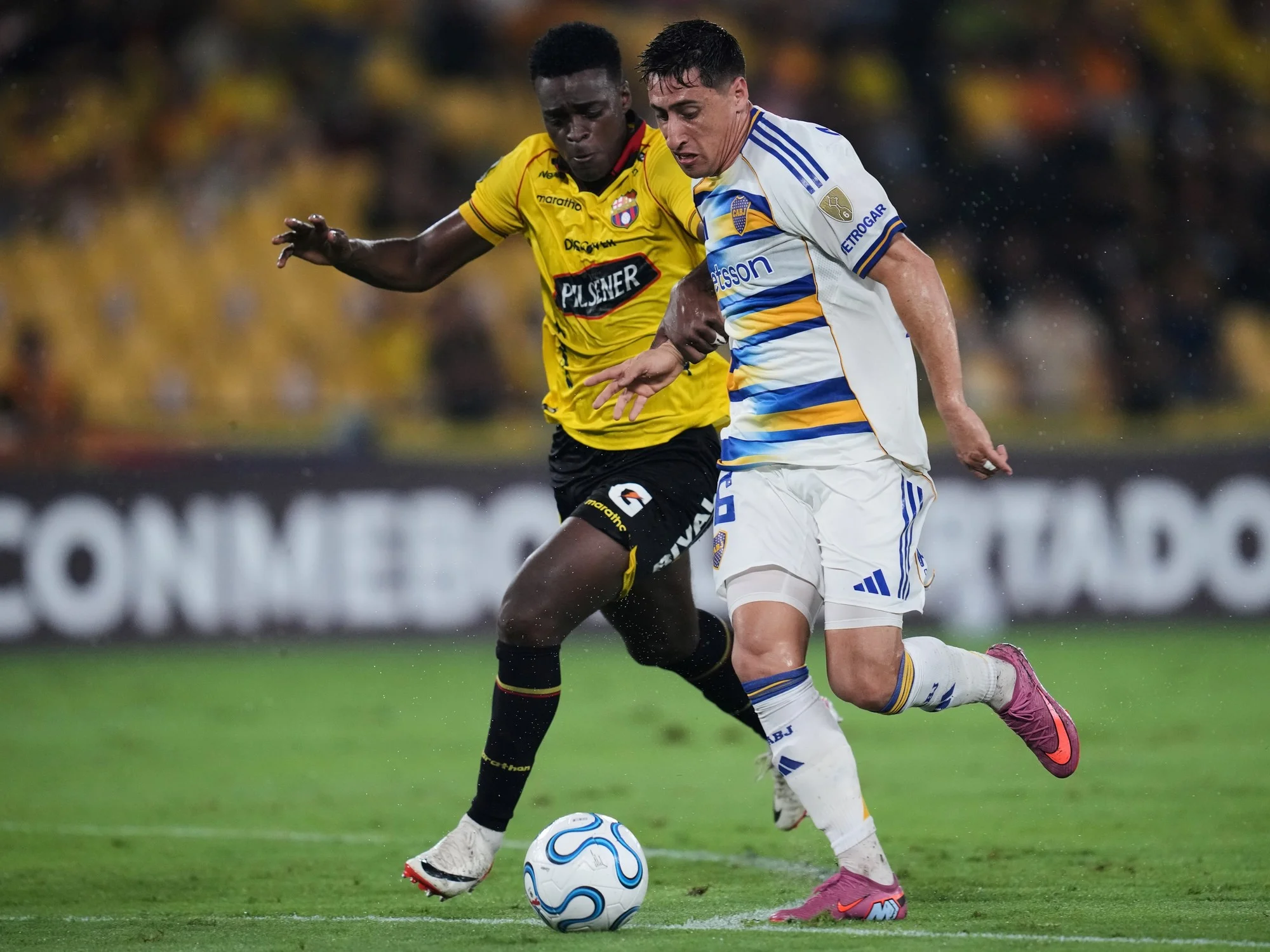 Boca Juniors battle Barcelona de Ecuador in key Copa Libertadores Group D clash