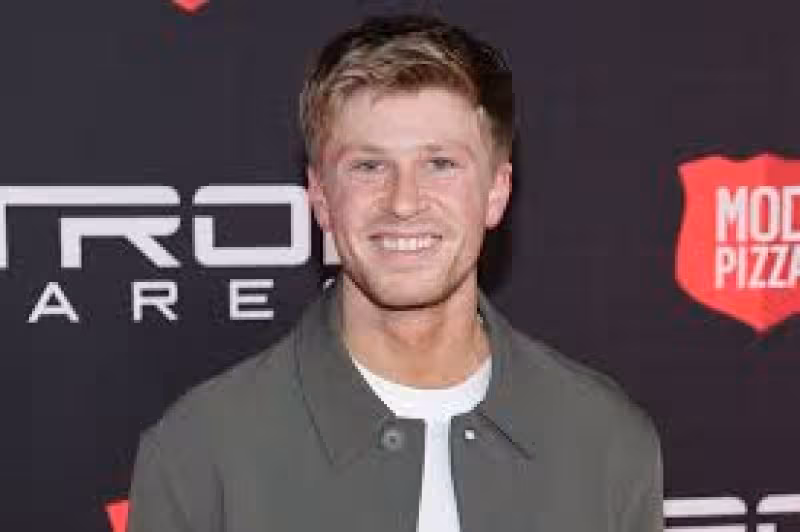 Robert Irwin Reveals He Broke His Foot After Winning Dancing with the Stars in This 'Humiliating' Way