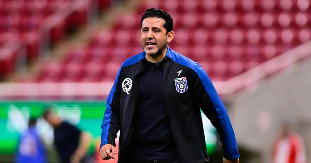 Edgar Mejía deja Querétaro Femenil tras el Clausura 2026