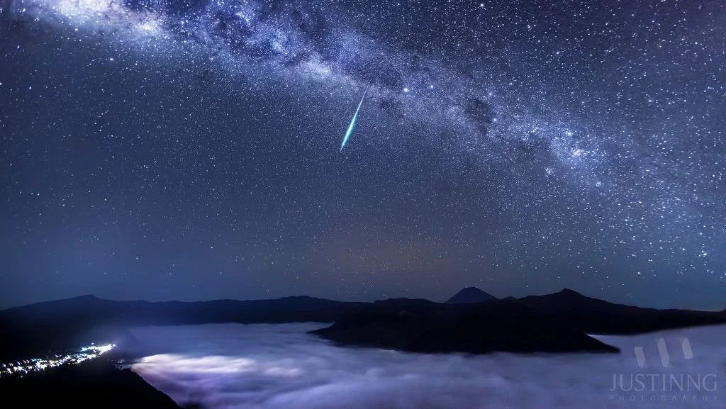 Eta Aquarids Meteor Shower peaks overnight May 5-6 with moonlight in view