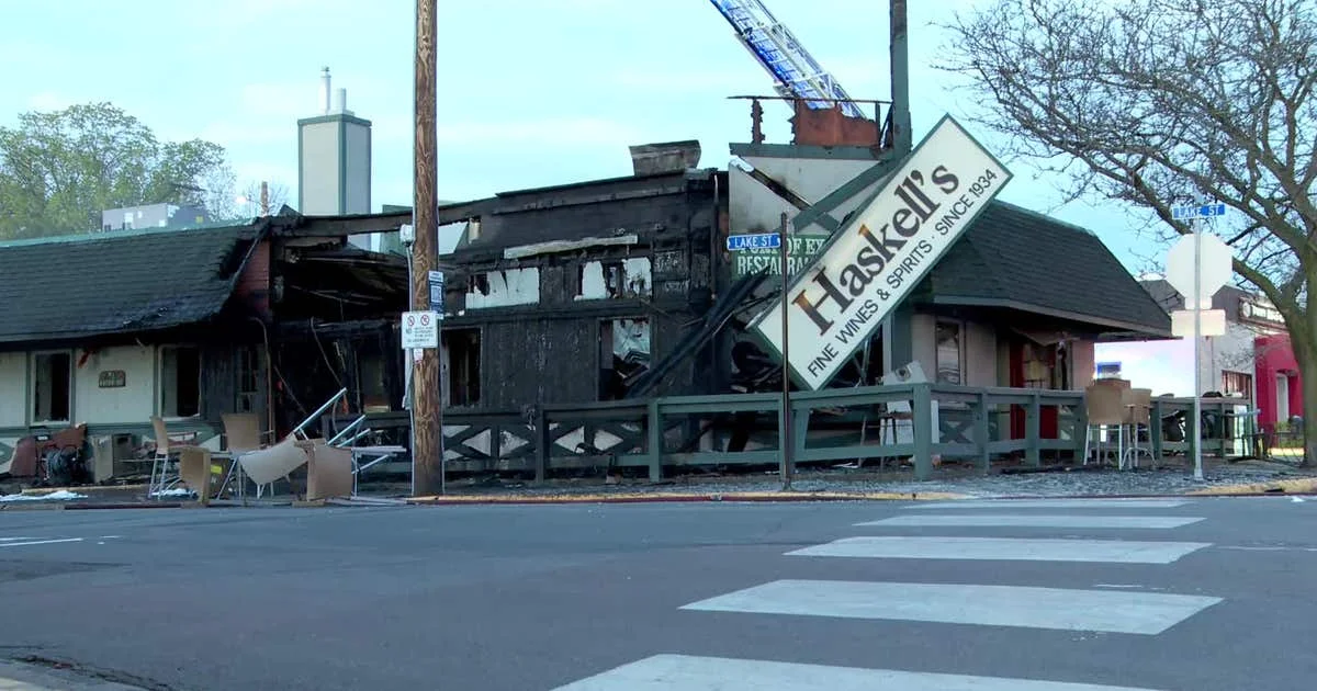 Haskells Excelsior fire leaves iconic Lake Minnetonka venue likely a total loss
