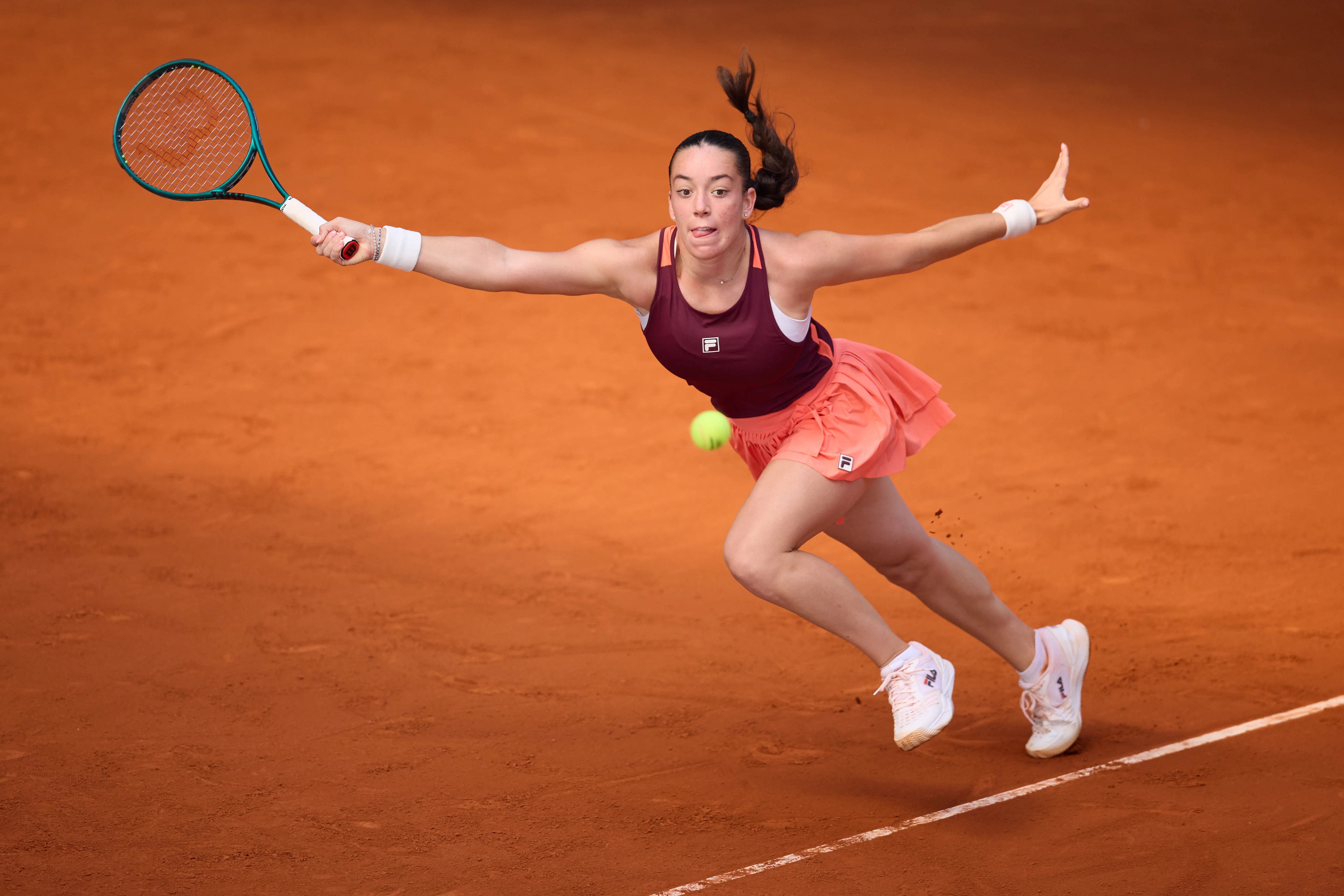 Tereza Valentová juggles exams and Rome debut before Gauff test