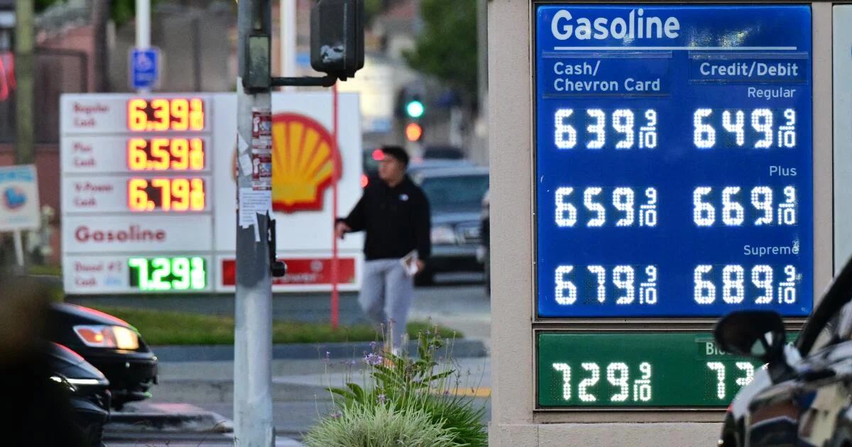 Gas Near Me: U.S. gas prices hit $4.56 as war drives costs higher