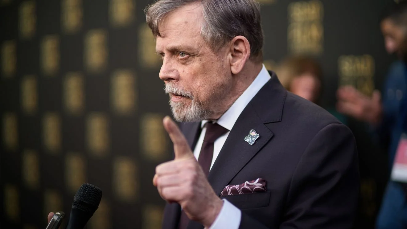 Mark Hamill posts Trump death image, prompting White House backlash