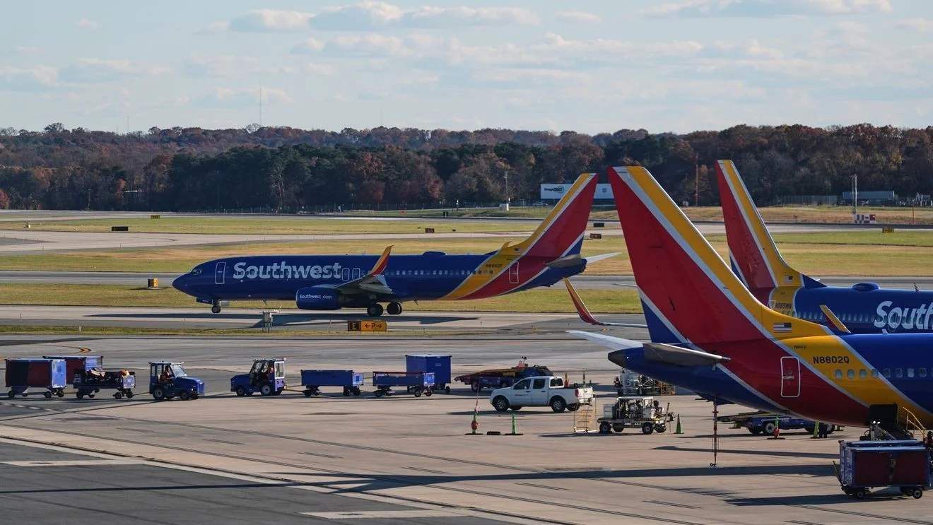 Southwest Airlines Bwi Wing Clip Leaves 2 Flights With Minor Damage