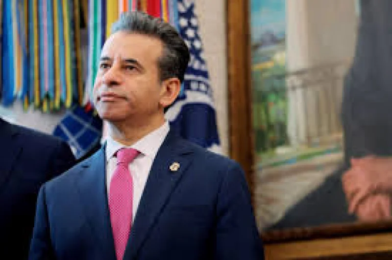 Marty Makary faces backlash as FDA approves fruit-flavored e-cigarettes