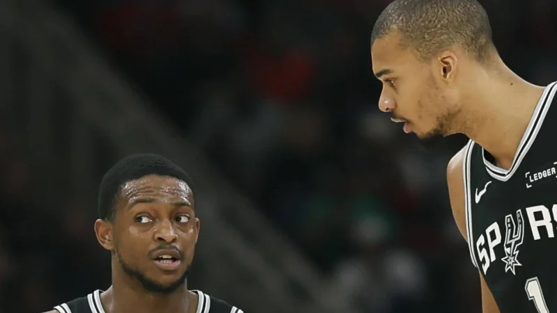 Mitch Johnson Spurs face lineup questions after Game 1 loss to Timberwolves