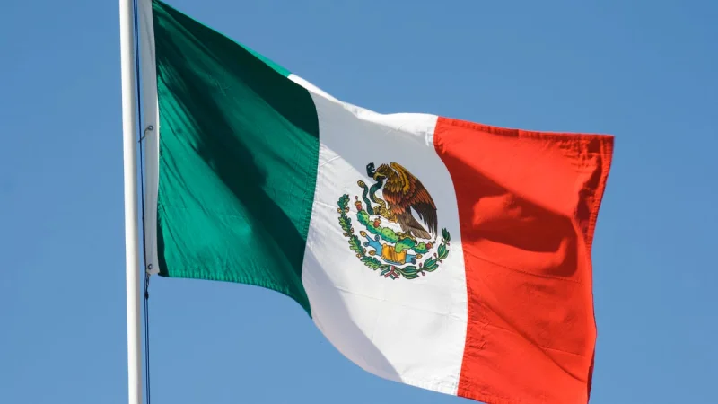 When Is Mothers Day In Mexico? May 10 Tradition Explained