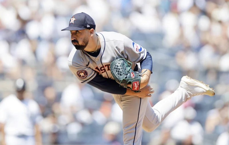 Zach Dezenzo recalled as Astros shuffle roster after Harris DFA