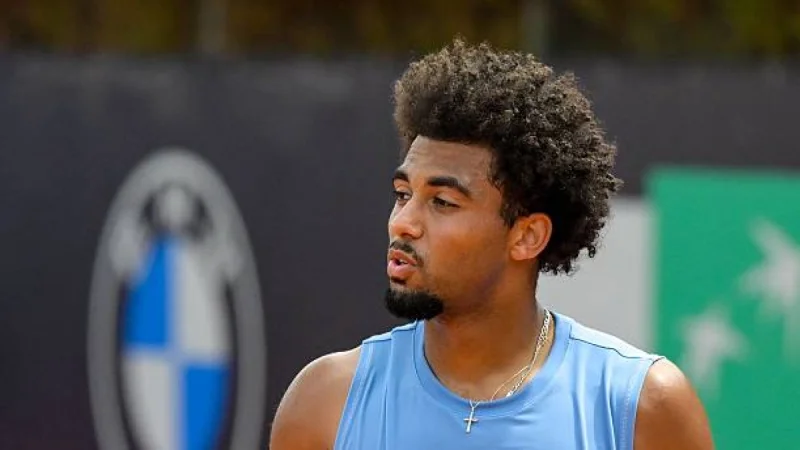 Arthur Fils retires at Italian Open Tennis 2026 after hip pain flare-up