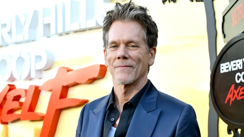 Kevin Bacon says bees swarmed him on hike with Sosie and Scoot