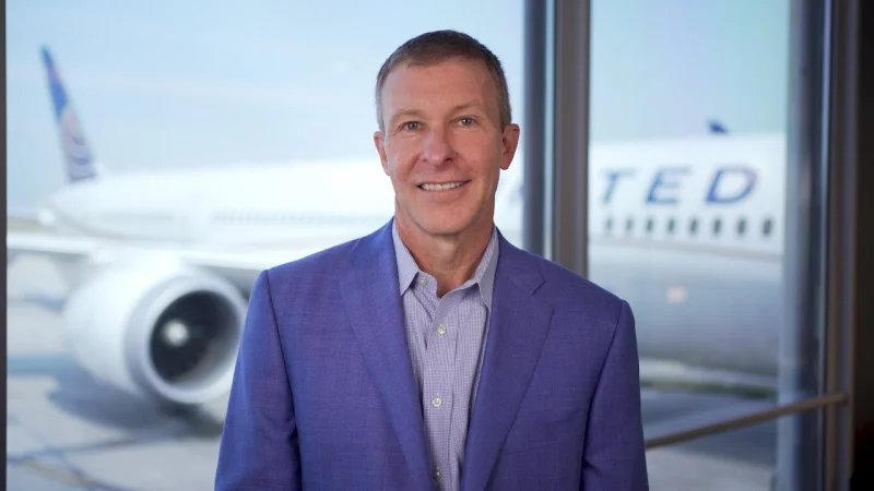United Airlines Ceo Scott Kirby Seen Flying American First Class to Dallas
