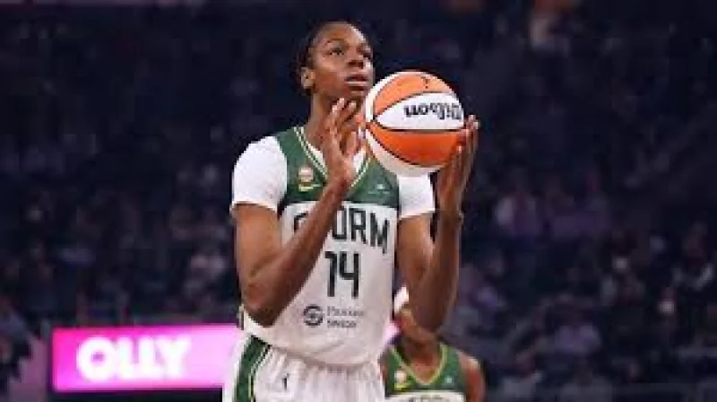 Dominique Malonga balances Seattle Storm rise, recovery and computer science