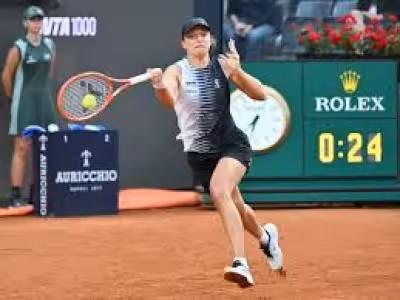 Osaka, Swiatek set for Rome rematch after straight-set wins