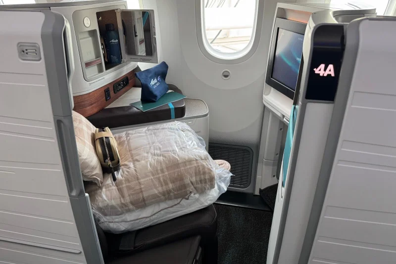 Alaskaair pushes into premium flying with Rome debut, lounge plan