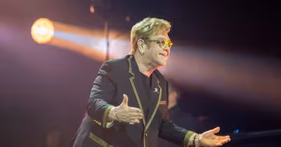 Elton John takes Toronto’s Glenn Gould Prize with Canadian stars in tow