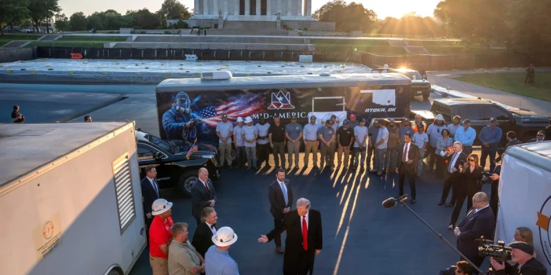 Lincoln Memorial Reflecting Pool Lawsuit Targets Trump Repaint Work