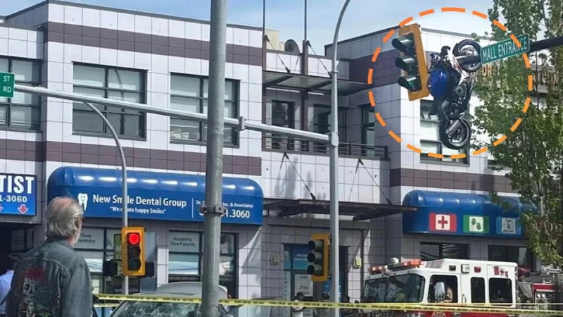 Motorcycle On Traffic Light in Delta crash closes Scott Road, rider hurt