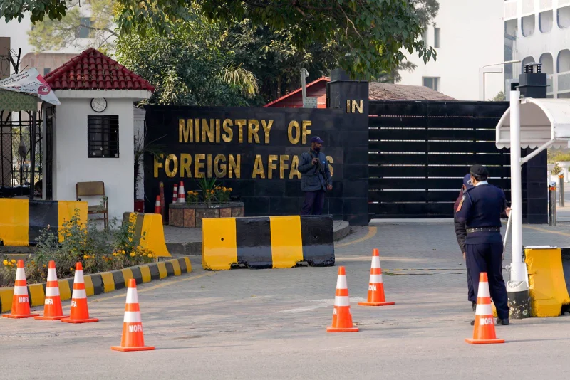 Pakistan airfields said to host Iranian jets during U.S.-Iran ceasefire