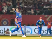 Suryansh Shedge watches Starc suffer costly IPL 2026 powerplay in Dharamsala