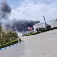 Uae Strikes Iran as US and Tehran Exchange Fire in Hormuz