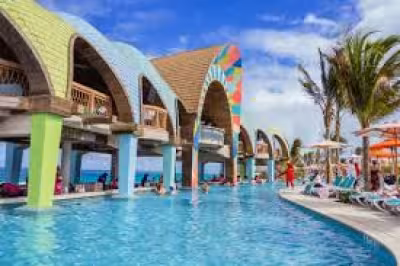 Norwegian Cruise Line travelers face Bahamas alcohol sales ban on election day